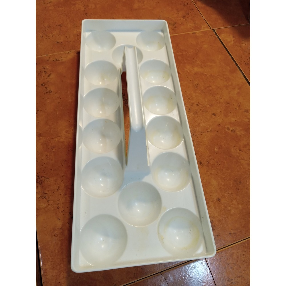 Vintage Plastic Deviled Egg Tray 12 Slot Server with Center Handle Off White